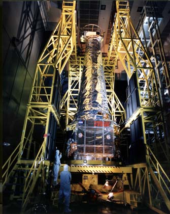 spacecraft rollout
